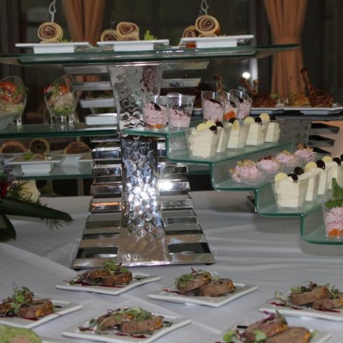 318898_483234038375487_1156796486_n