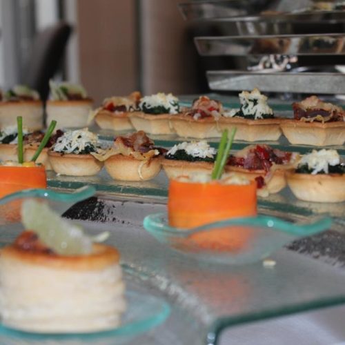 431581_483233645042193_1300400706_n