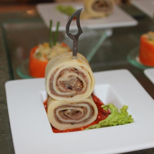 598975_483233571708867_52473412_n