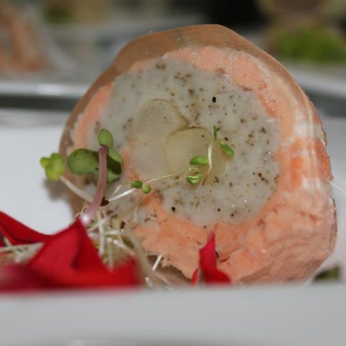 599173_483233761708848_1911932982_n